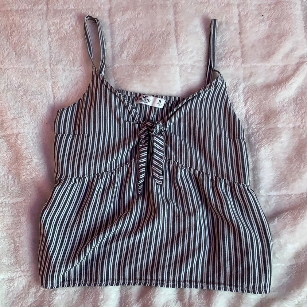 10% OFF SALE!! flowy tank from hollister!!